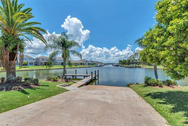 Building Photo - 5405 Merritt Island Dr