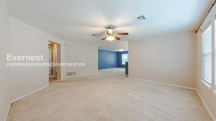Building Photo - 109 Covey Ln