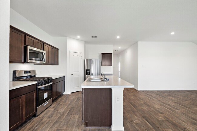 Building Photo - 20827 Marigold Meadows St