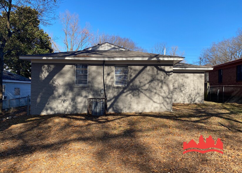 Building Photo - 745 Harahan Rd