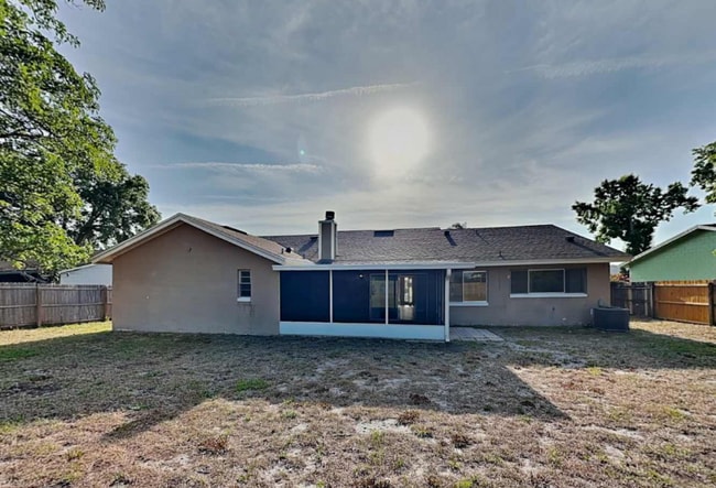 Building Photo - 534 San Marie Ave