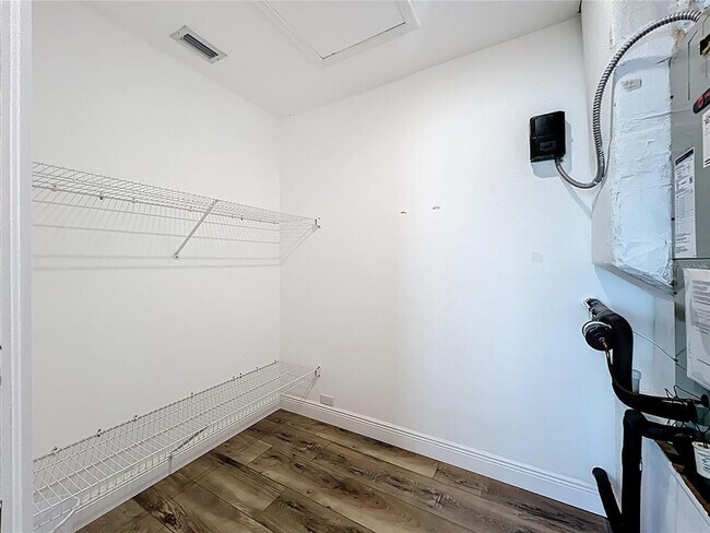 Building Photo - 2426 69th Ave W
