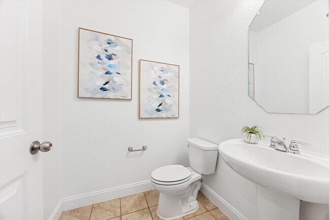 Building Photo - 1412 Elbe St