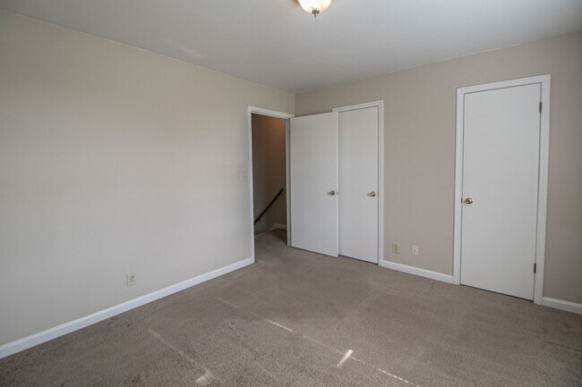 Building Photo - 288 Northridge Dr