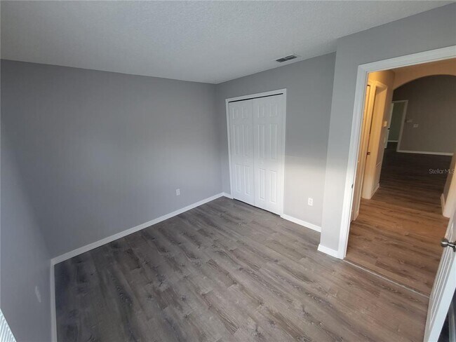 Building Photo - 60 Alicante Ct