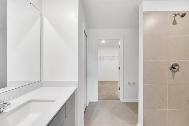 Building Photo - 3460 Chinotto Dr