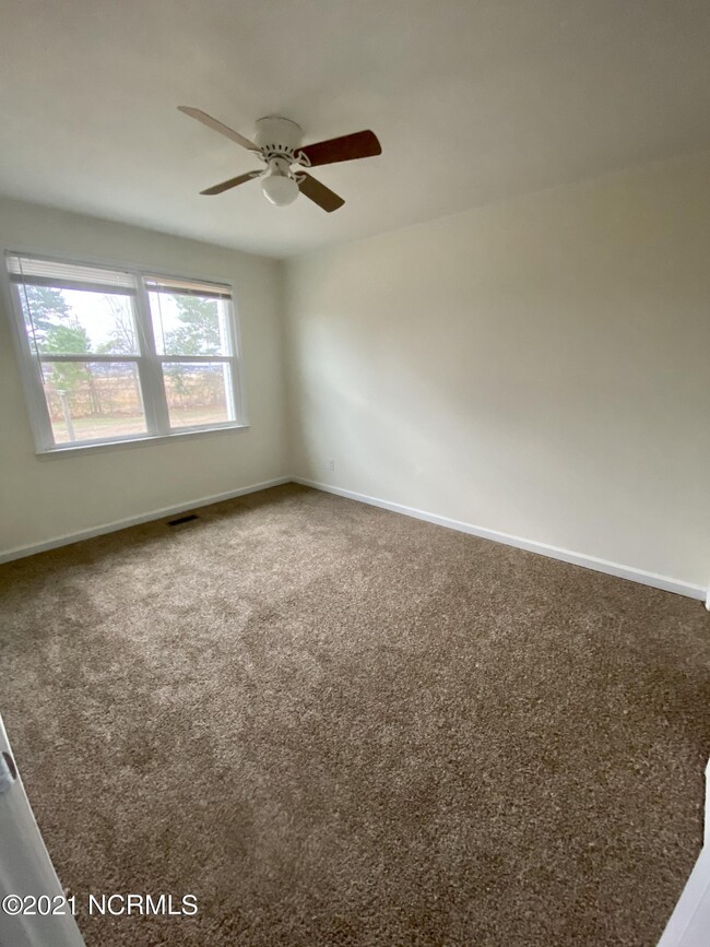 Building Photo - 318 Starling St