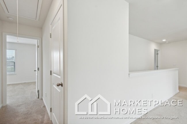 Building Photo - 2962 Berna Wy