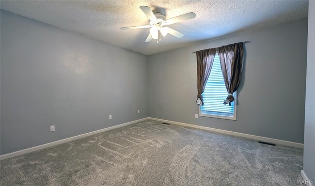 Building Photo - 247 New Richmond Dr