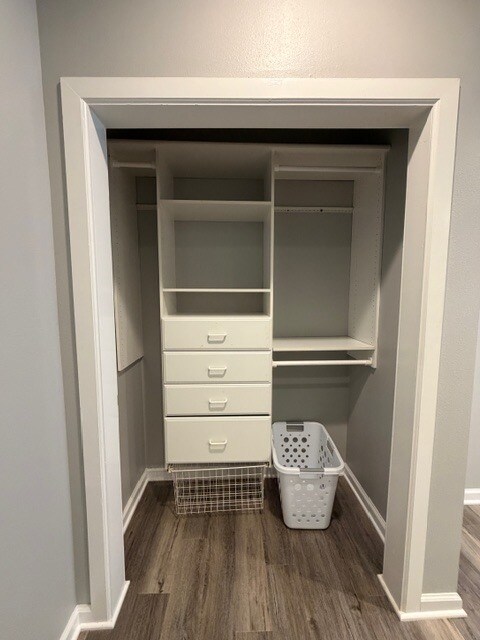 Building Photo - 1119 Hill Ave