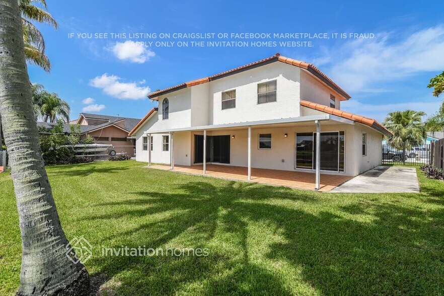 Building Photo - 6731 SW 155th Ave