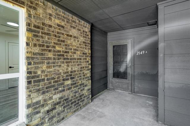 Building Photo - 2149 Willow Pl