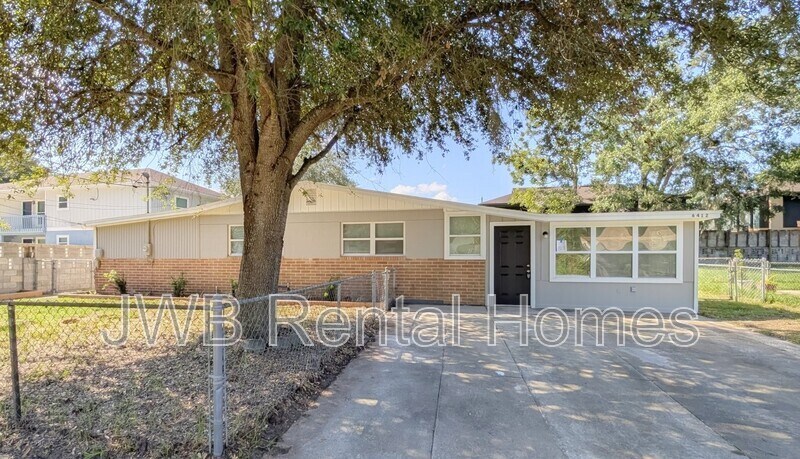 Building Photo - 6412 Cooper Ln
