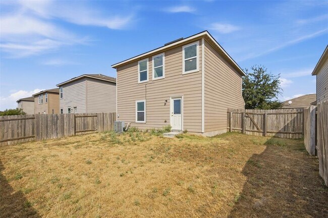 Building Photo - 1013 Woodward Ct