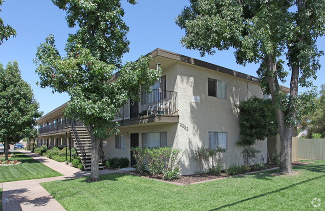 Building Photo - Olive Lane Apartments