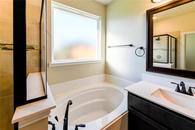 Building Photo - 1704 Rio Secco Dr