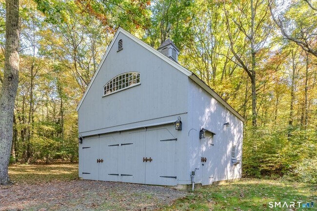 Building Photo - 278 Woodchuck Ln