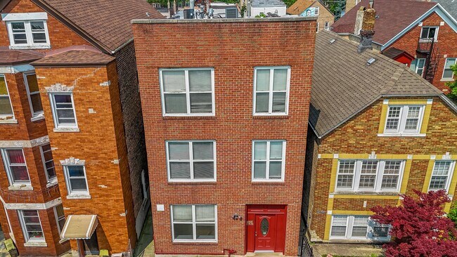 Building Photo - 2450 S Homan Ave