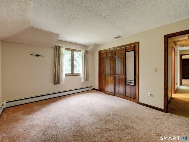 Building Photo - 522 Springfield Rd