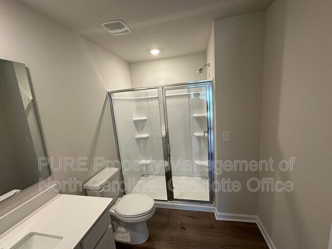 Building Photo - 1835 Autumn Mist Dr