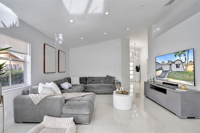 Building Photo - 1451 NW 47th Ave