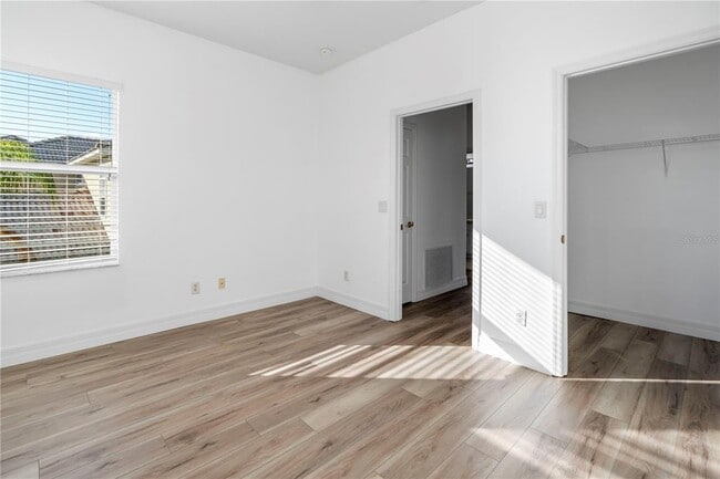 Building Photo - 10888 Cory Lake Dr