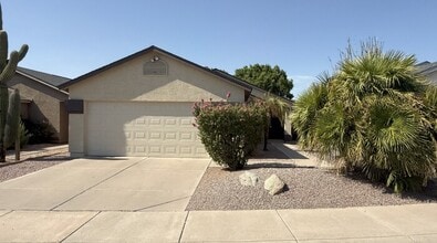Building Photo - North Phoenix 3br With Large Backyard and ...