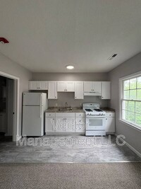 Building Photo - 2842 Dixwell Ave