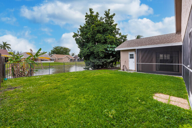 Building Photo - 22576 Sawfish Terrace