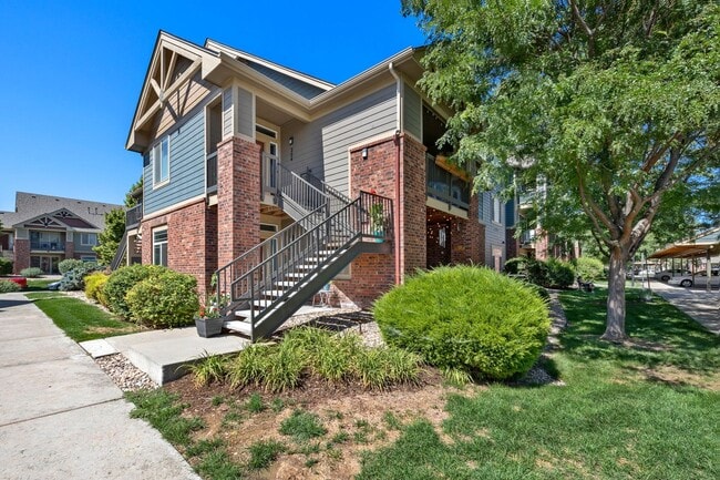 Building Photo - 2450 Windrow Dr
