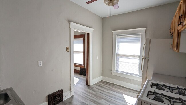 Building Photo - 508 N 22nd St
