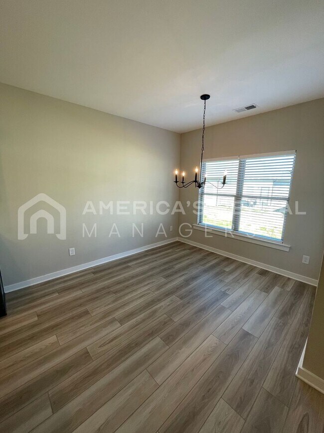 Building Photo - Roomy Home for Rent in Cullman, AL…6 Foot Privacy Fence. AVAILABLE NOW!!