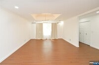Building Photo - 38 Griswold Pl