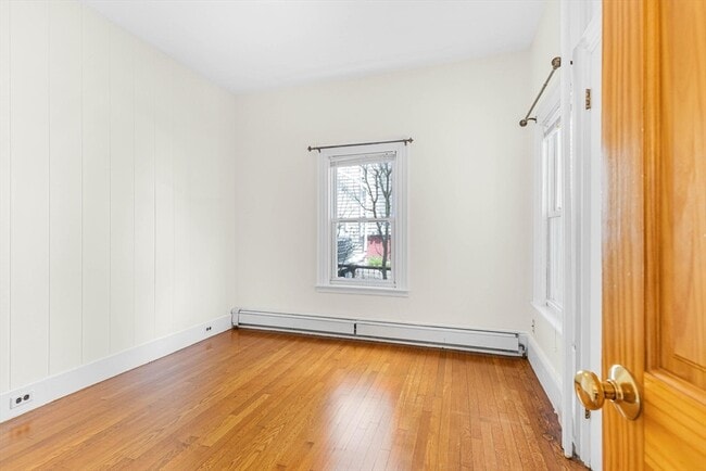 Building Photo - 51 Newbury St
