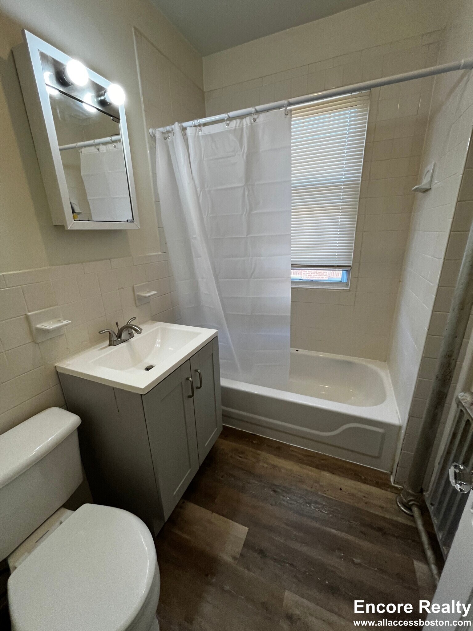 Building Photo - 155 Summer St