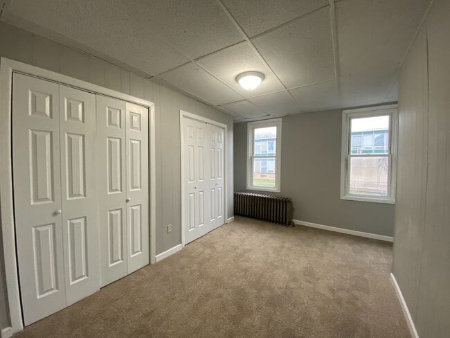 Building Photo - NEWLY RENOVATED 3 BEDROOM IN THE HEART OF ...