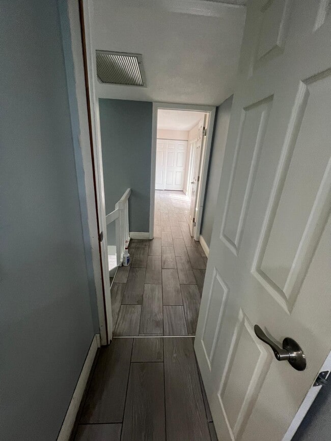 Building Photo - 1614 Forest Lakes Cir