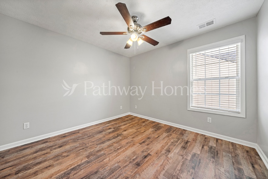 Building Photo - 187 Berkley Dr