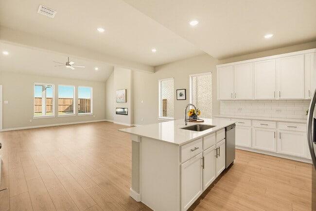 Building Photo - Modern Trophy Signature Home in Northwest ISD