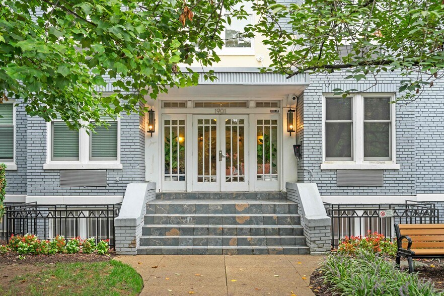 Building Photo - 1901 16th St NW