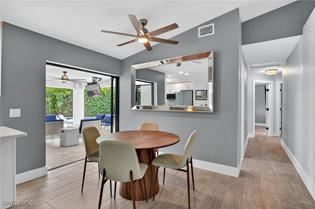 Building Photo - 5270 Berkeley Dr