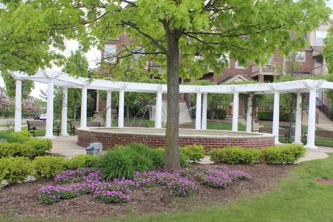 Building Photo - 3057 Barclay Way