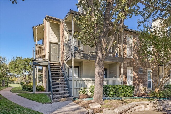Building Photo - 5981 Arapaho Rd