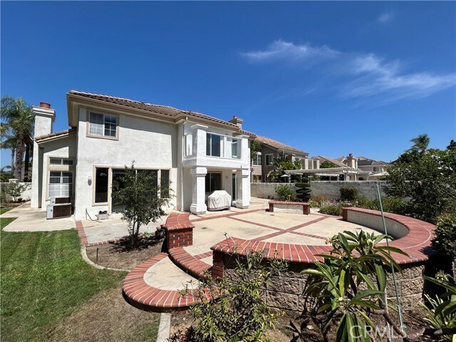 Building Photo - 8132 E Hillsdale Dr