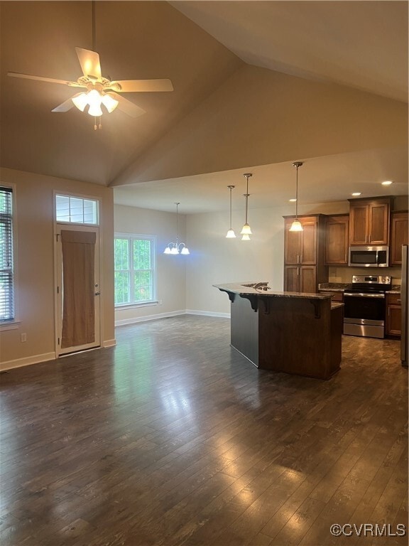 Building Photo - 903 Yellowstone Dr