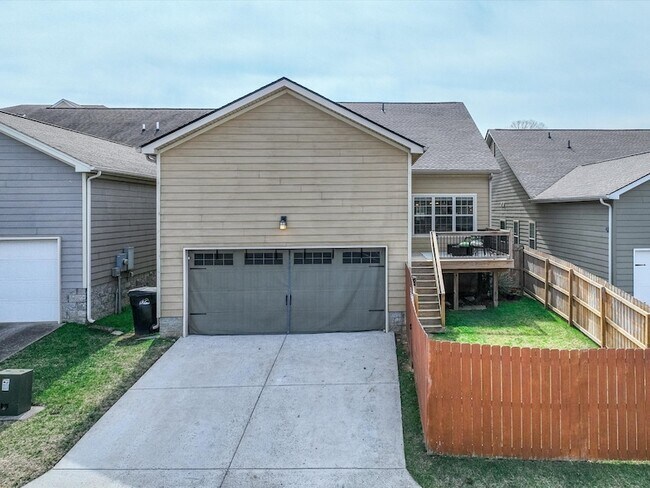 Building Photo - 2438 Arden Village Dr