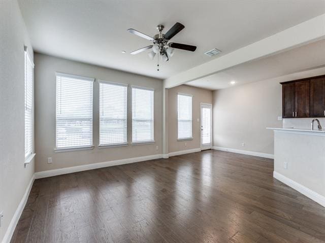 Building Photo - 4857 Pasadena Dr
