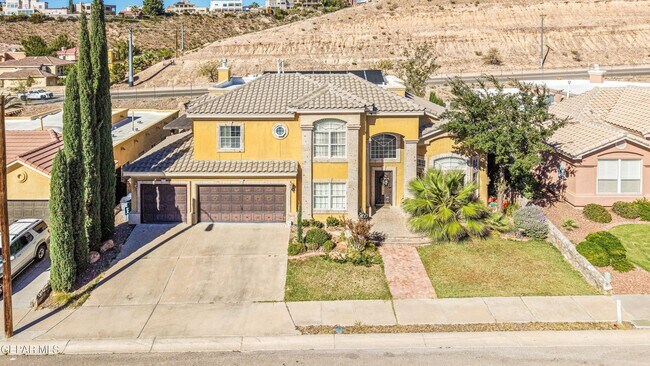 Building Photo - 6561 Isla Del Rey Dr