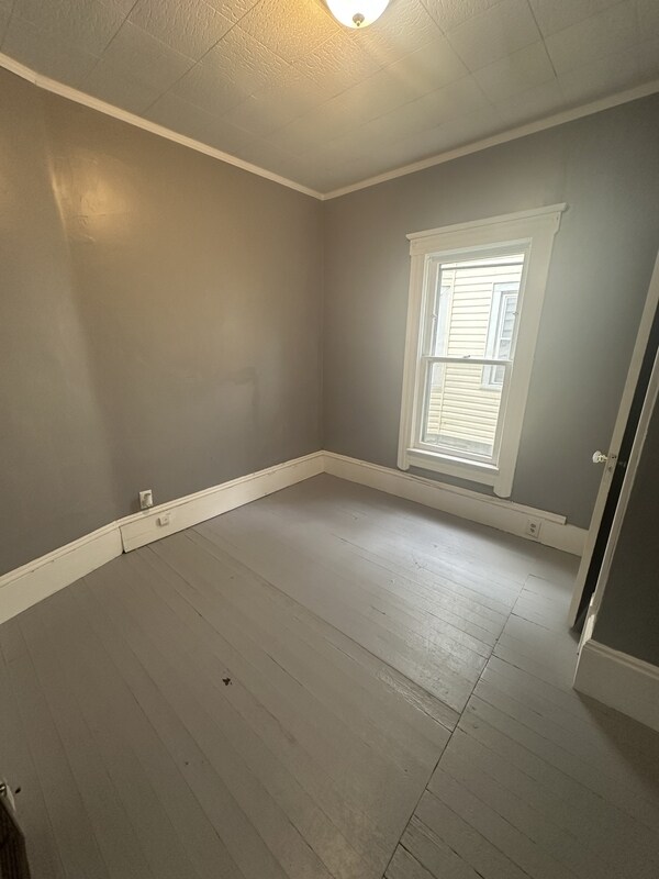 Building Photo - 4014 Woodbridge Ave