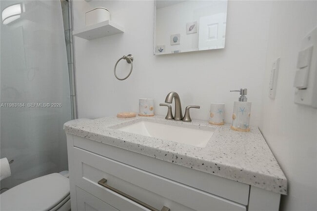 Building Photo - 742 Granada St